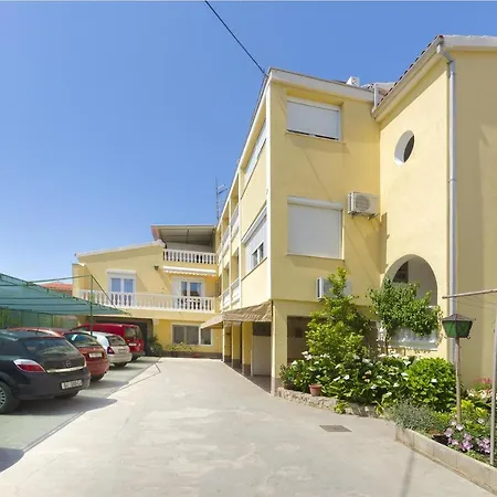 Appartement And Take It Easy *