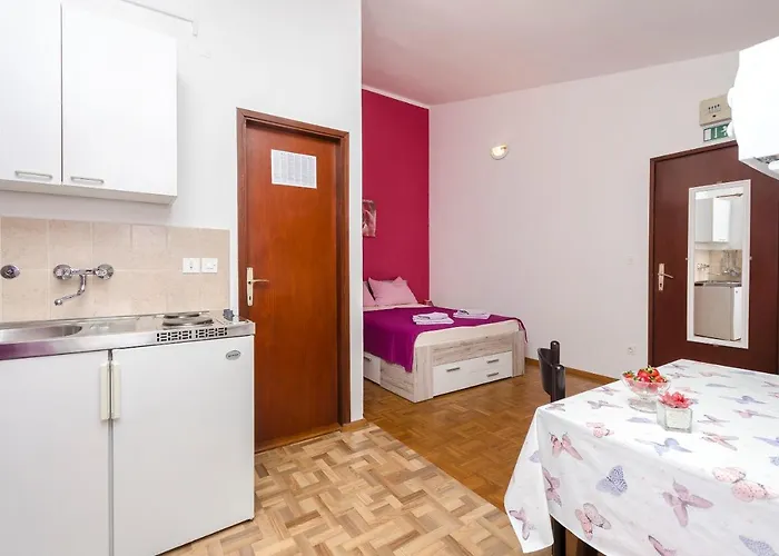 And Take It Easy Апартаменты Трибунь