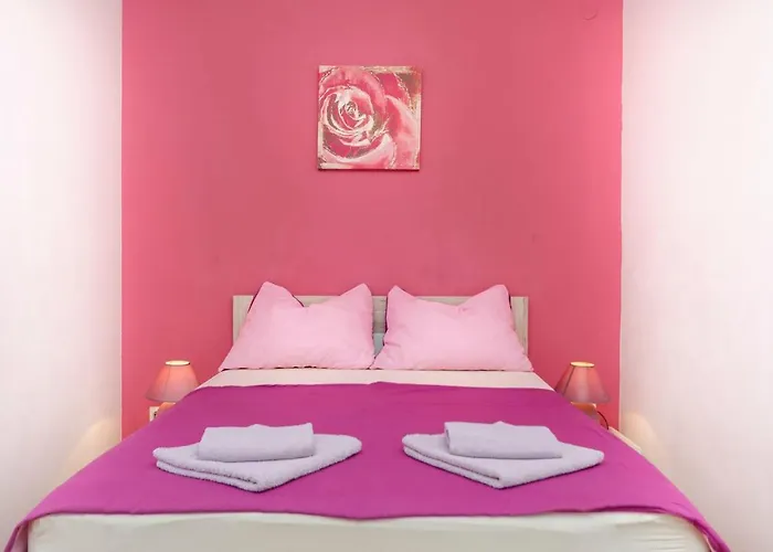 And Take It Easy Апартаменты