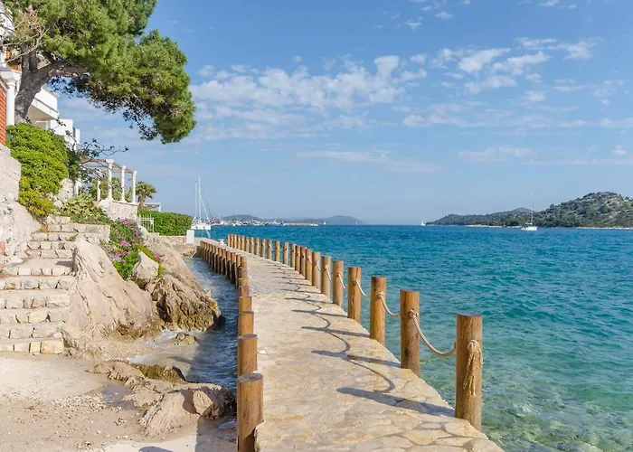 Daire And Take It Easy